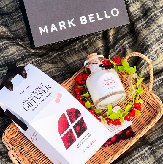 MARK BELLO